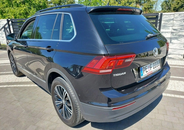 Volkswagen Tiguan cena 94900 przebieg: 102456, rok produkcji 2019 z Małogoszcz małe 106